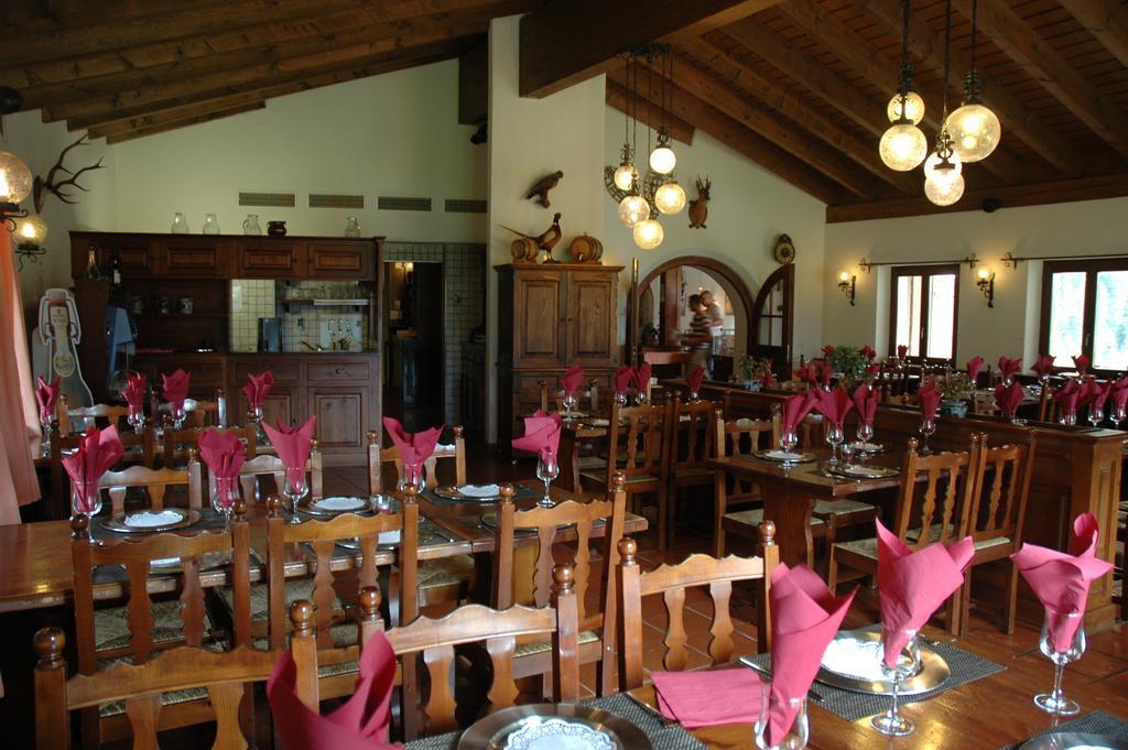 Restaurant Walserhof Hotel Medels Im Rheinwald